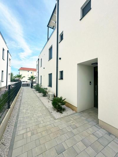 Beautiful new PalmTree Apartments II