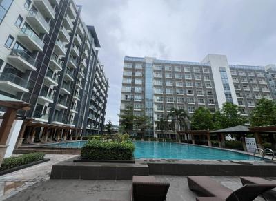 Cozy Condo at Eighty One Newport Blvd across NAIA Terminal 3
