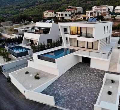 Villa White a brand new villa with heated pool