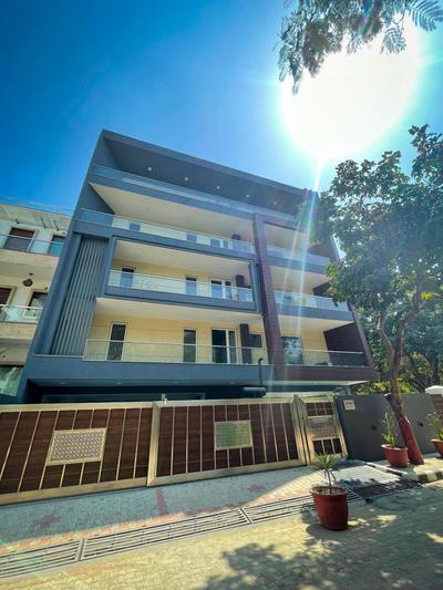 The Empire Corporate Villa Hotel Sector 29 near Fortis and Max Hospitals,Huda City Metros Station