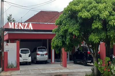 Capital O 94208 Homtel Menza plantinum