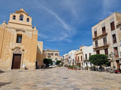 Agorà di Favignana - Affittacamere Piazza Madrice