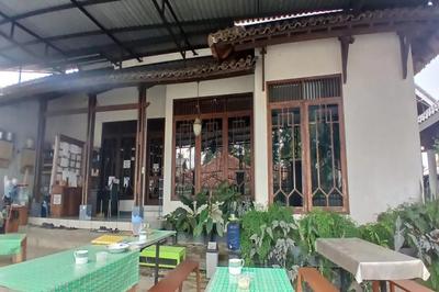 OYO 94212 Home Stay Syariah Annur