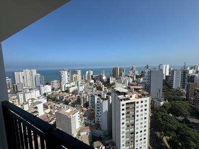 Private Room in Miraflores with ocean view