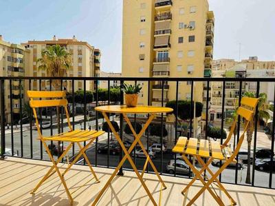 Pepes Suite - Torremolinos Centro - Parking