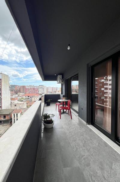 B2 Apartment