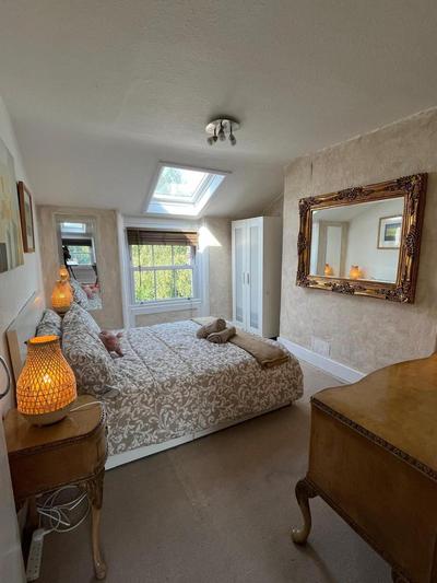 CAMDEN TOWN CONTEMPORARY APARTMENT In