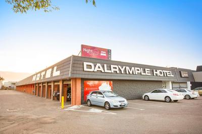 Nightcap at Dalrymple Hotel