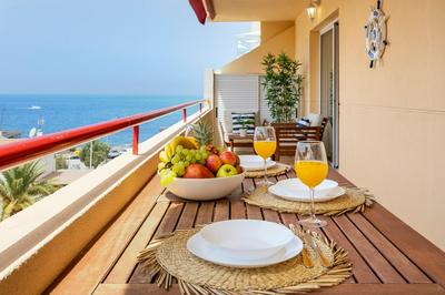 Blue Garden - cozy apartment with Atlantic views