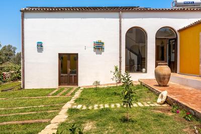 Sogno di Giove con Piscina by Wonderful Italy