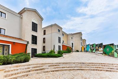 Lustica bay Serenity Lux Apart