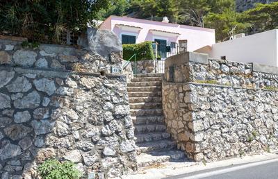Lilium luxury home Capri