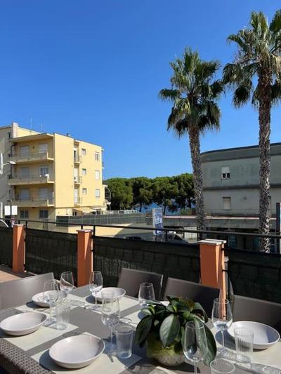 Alloggio a 150m dal mare con grande terrazza