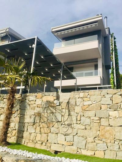 MYTHOS VILLA PALIO, lower area with private pool and outdoor kitchen is only available from August 1st to September 12th