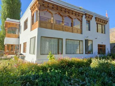 Spurka Villa