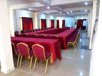 Onyx Hotel and Apartments