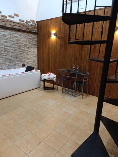 Diora Suite