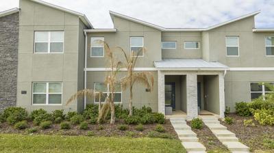 4-bedroom Townhome Resort with BBQ Grill and Pool