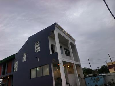 Tola Resort