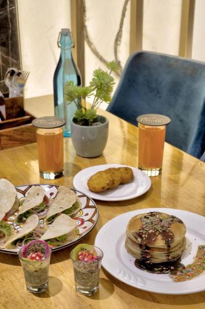 Hotel The Paradise In - Near Karol Bagh Metro Station