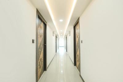 FabHotel Royal Carpet