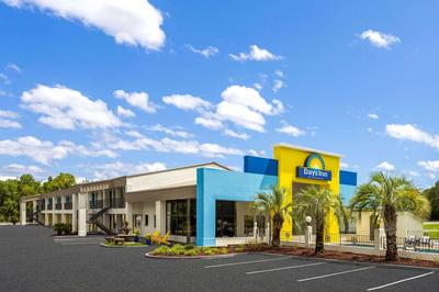 Days Inn by Wyndham Ladson Summerville Charleston