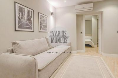 Apartamento-Bajo para 5 al pie de Gran Vía E2