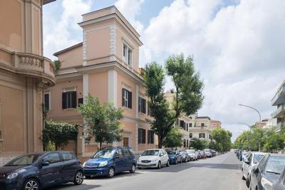 Poerio Home&Garden near the centre of Rome