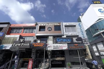 OVEL HOTEL Crown