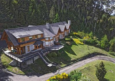 El Bosque by DOT Tradition