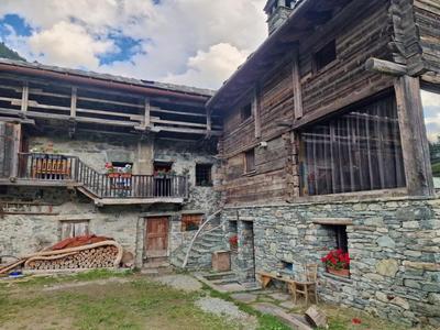 Incantevole appartamento in Rascard VDA AYAS 0139