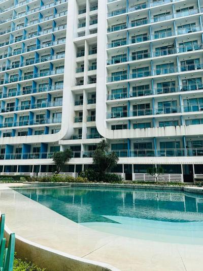 Azure Beach Resort Residences Parańaque City