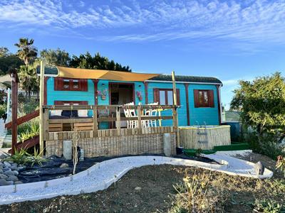 Chalet Sleeps 2 - Pool Balcony Mountain Views