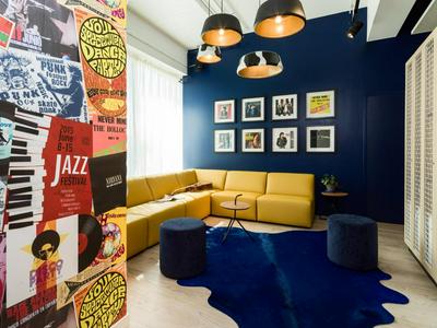 Holiday Inn - the niu, Dairy Haarlem