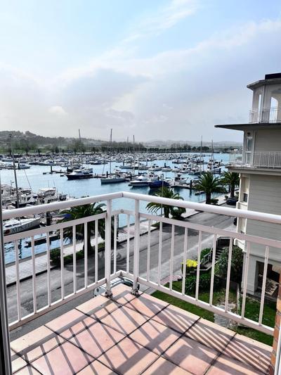 Apartamento Superior en Santander con Vistas al Mar