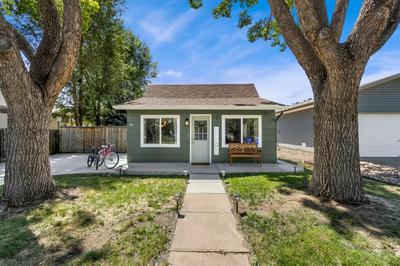 Downtown Windsor Home with Hot Tub and Pool Table