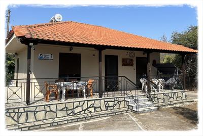 ''Mary's House'' Entire residence Olympiada Halkidiki Near to Sea 200m !