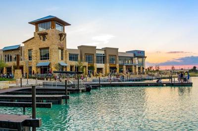 Lake Cypress Villa