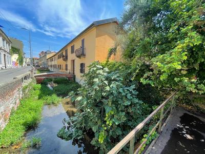 Green Oasis on Water in the Center of Milan