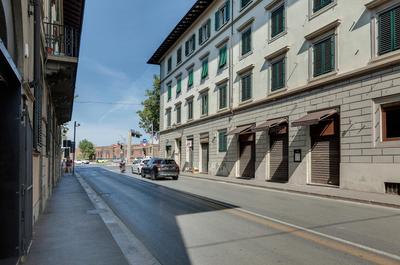 Ridolfi Apartment by Mamo Florence