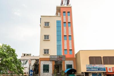 Hotel O M