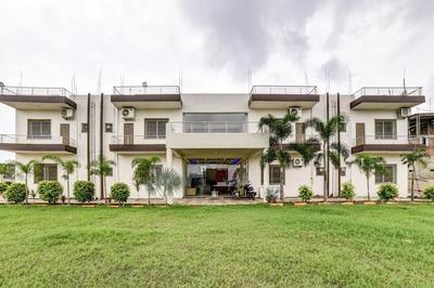 Hotel O The Hotel Quaint