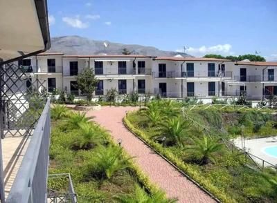 Scalea Apartments & Pool