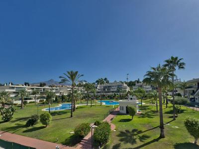 Moderno Apartamento Vacacional cerca de Puerto Banús-Playa