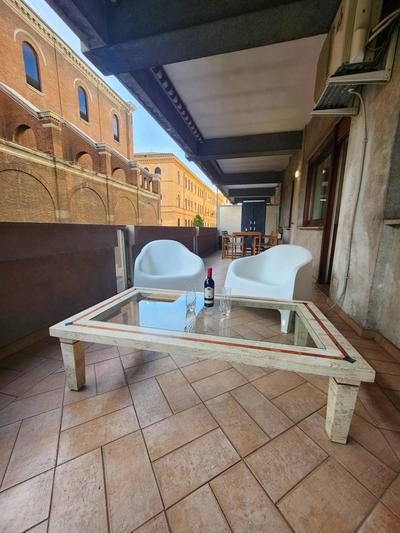 Authentic Roman Apartment with Terrace