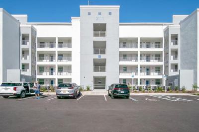 Modern Storey Lake Resort Disney Orlando 3171-107
