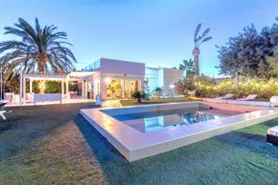 Villa de rêve proche plage avec solarium rooftop