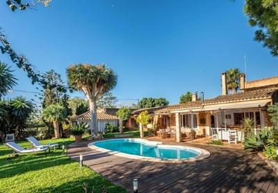 Charmante Finca mit wunderschönem Garten