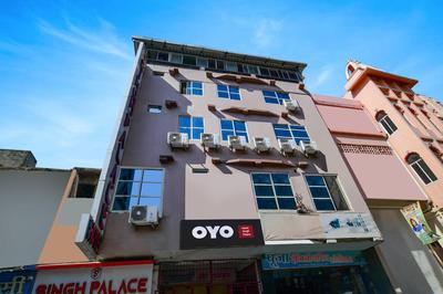 Hotel O Singh Palace