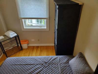 Le1226-Private Room 8 with Free WIFI and Parking